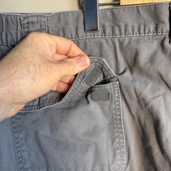 Croft &‎ Barrow Men's 44 Chino Cargo Shorts Gray Outdoor Hiking Utility Camping - Picture 6 of 13